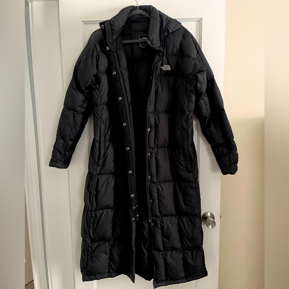 The North Face Women's Black Triple Long 700 Puff Jacket